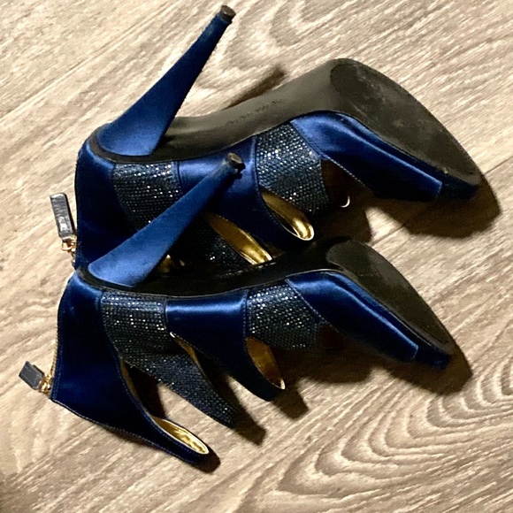 Nine West Blue Sparkly Heels - Picture 6 of 6